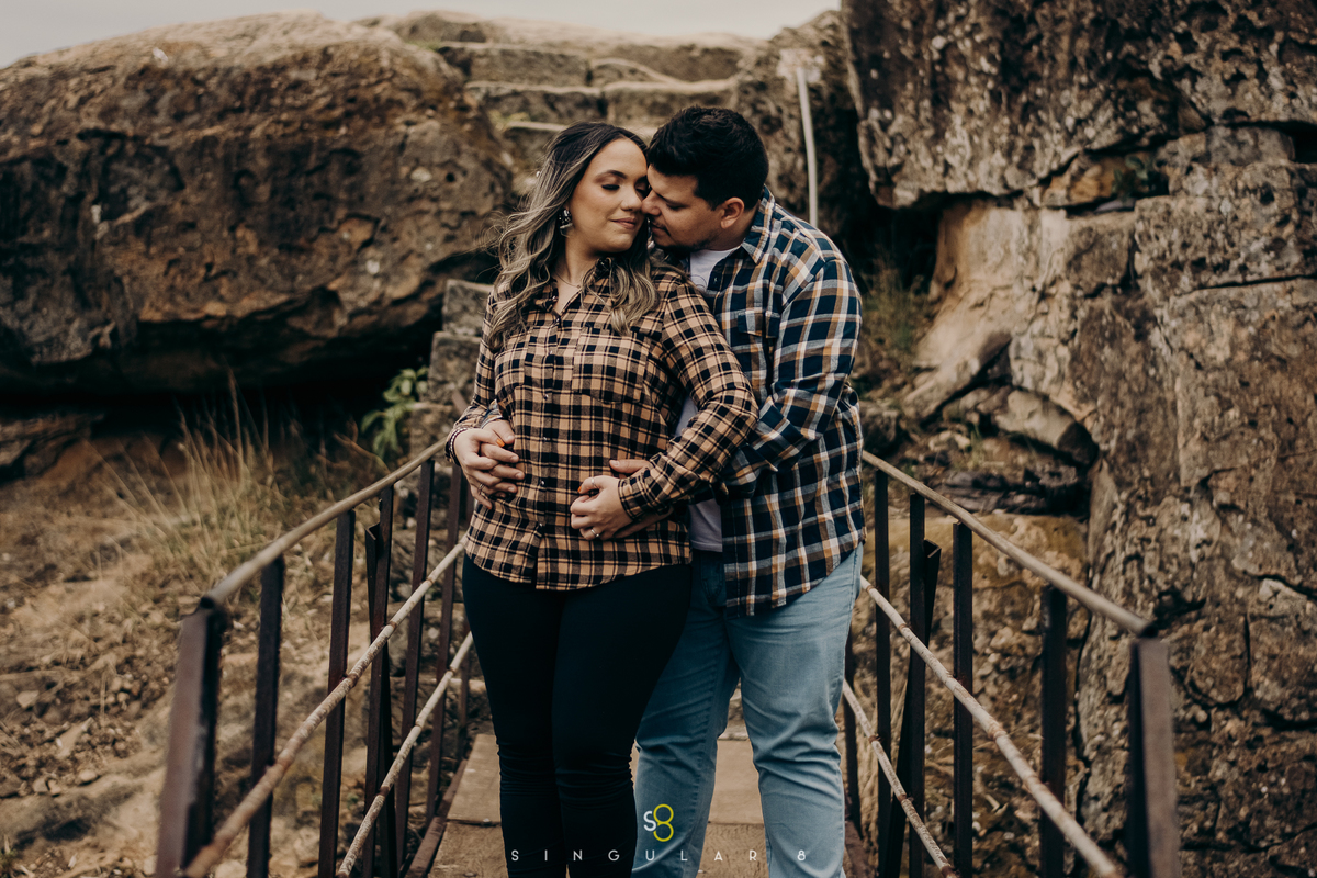 Fotografo de ensaio pré casamento na cruz  com tempo nublado sorocaba fazenda ipanema