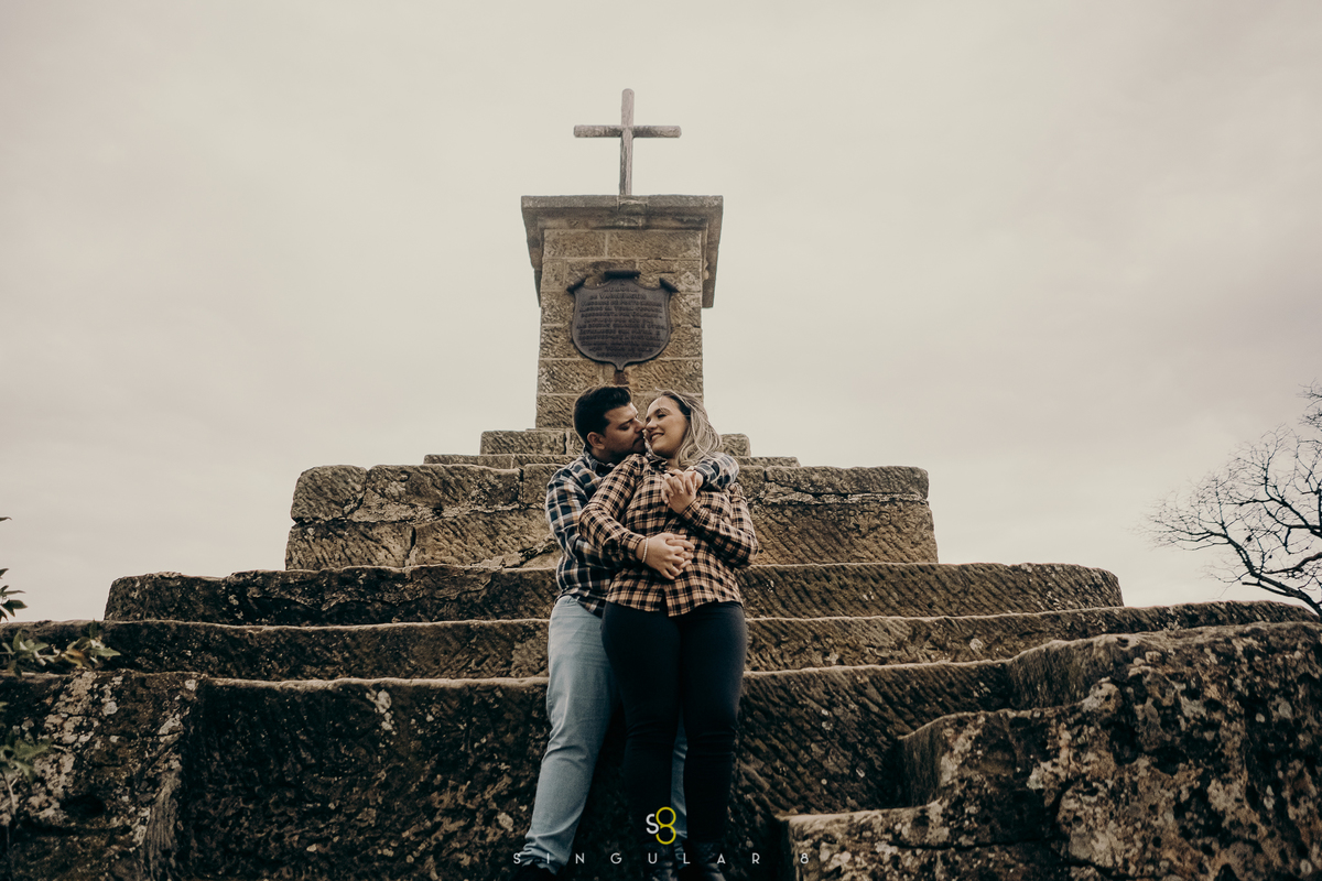 Foto de ensaio pré wedding  com tempo nublado sorocaba fazenda ipanema