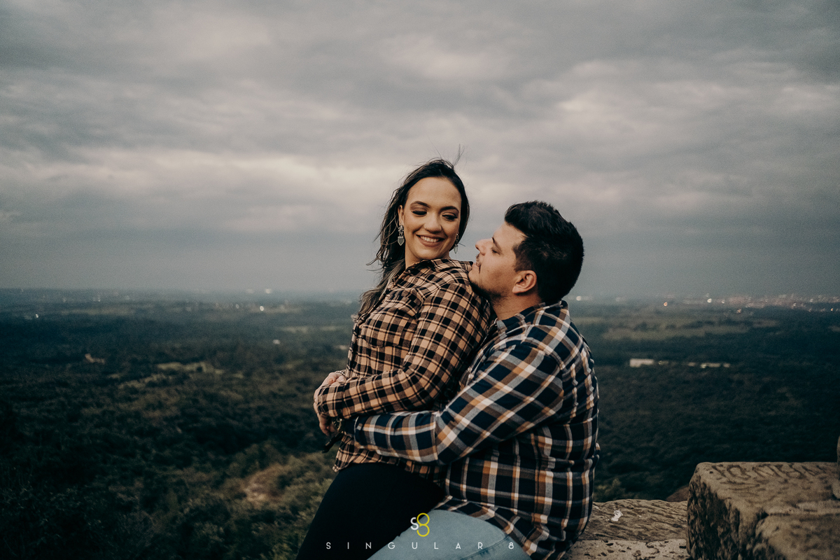 Ensaio pré wedding  com tempo nublado sorocaba fazenda ipanema