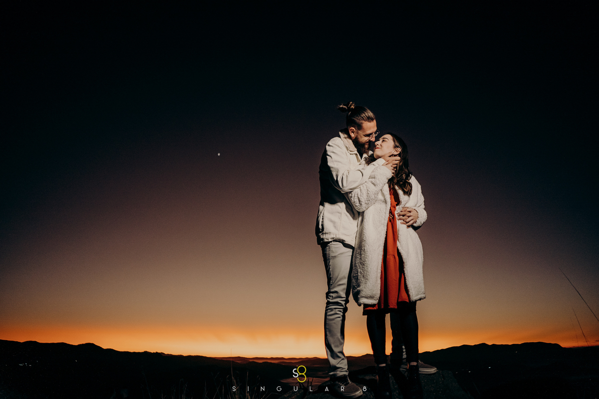 fotografo de ensaio pré casamento no amanhecer no pico do olho dagua mairipora