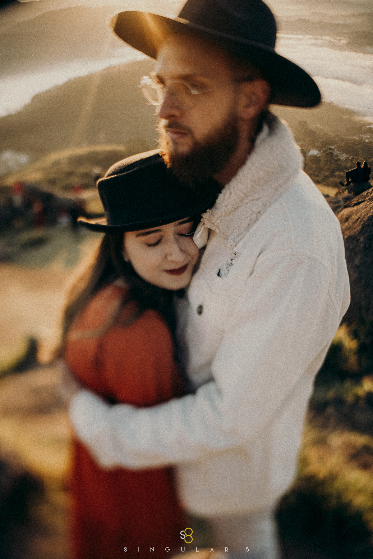 Fotografia de ensaio pré casamento no Pico do Olho Dagua amanhecer em Mairiporã