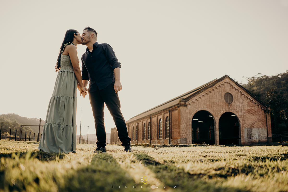 Fotografia de ensaio pré casamento em Paranapiacaba