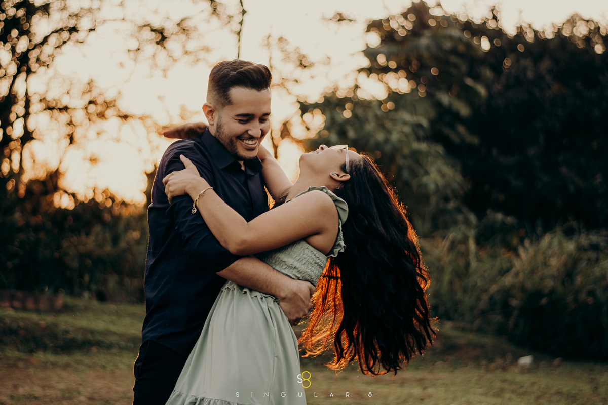 Fotografia para casais em paranapiacaba no pôr do sol