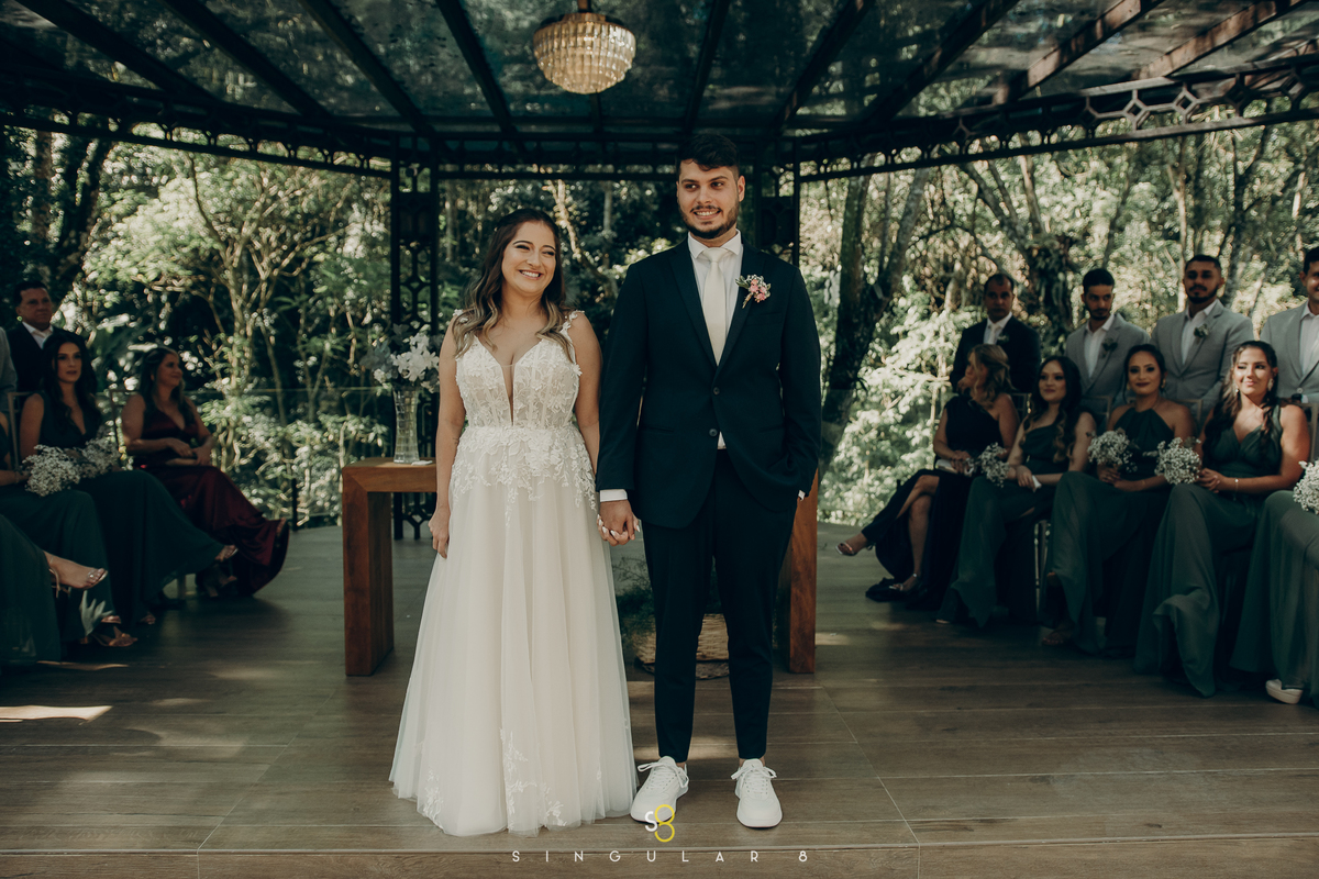 fotografia de casamento diferente e de dia no Recanto Callegari em Mairiporã