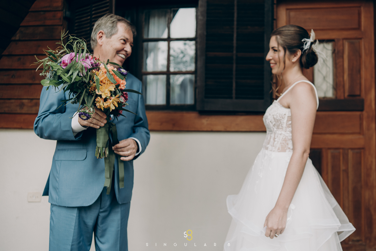 fotografia de pai com a noiva inspiradora no rancho santa maria eventos em mairiporã
