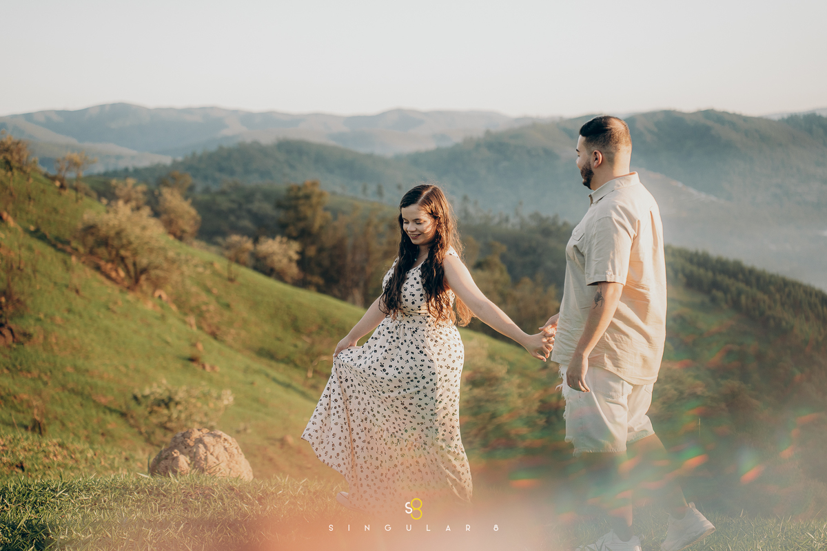 look para ensaio pré casamento no morro do capuava no nascer do sol pirapora do bom jesus 