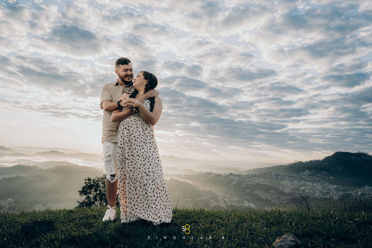 ensaio no nascer do sol no morro do capuava em pirapora do bom jesus perto de são paulo