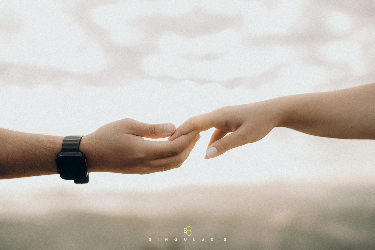 fotografia de casamento e ensaio pré wedding no nascer do sol no morro do capuava pirapora do bom jesus