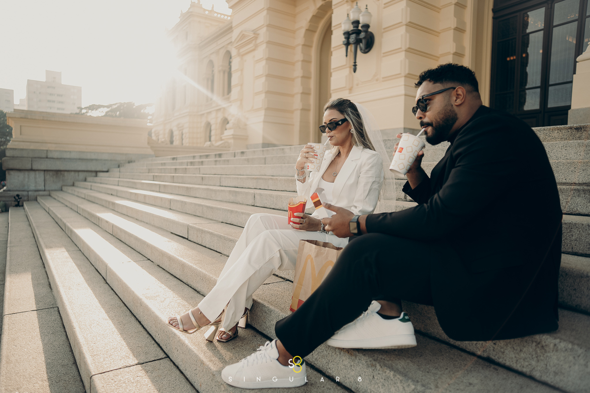 fotografia diferente no museu do ipiranga em são paulo pré wedding