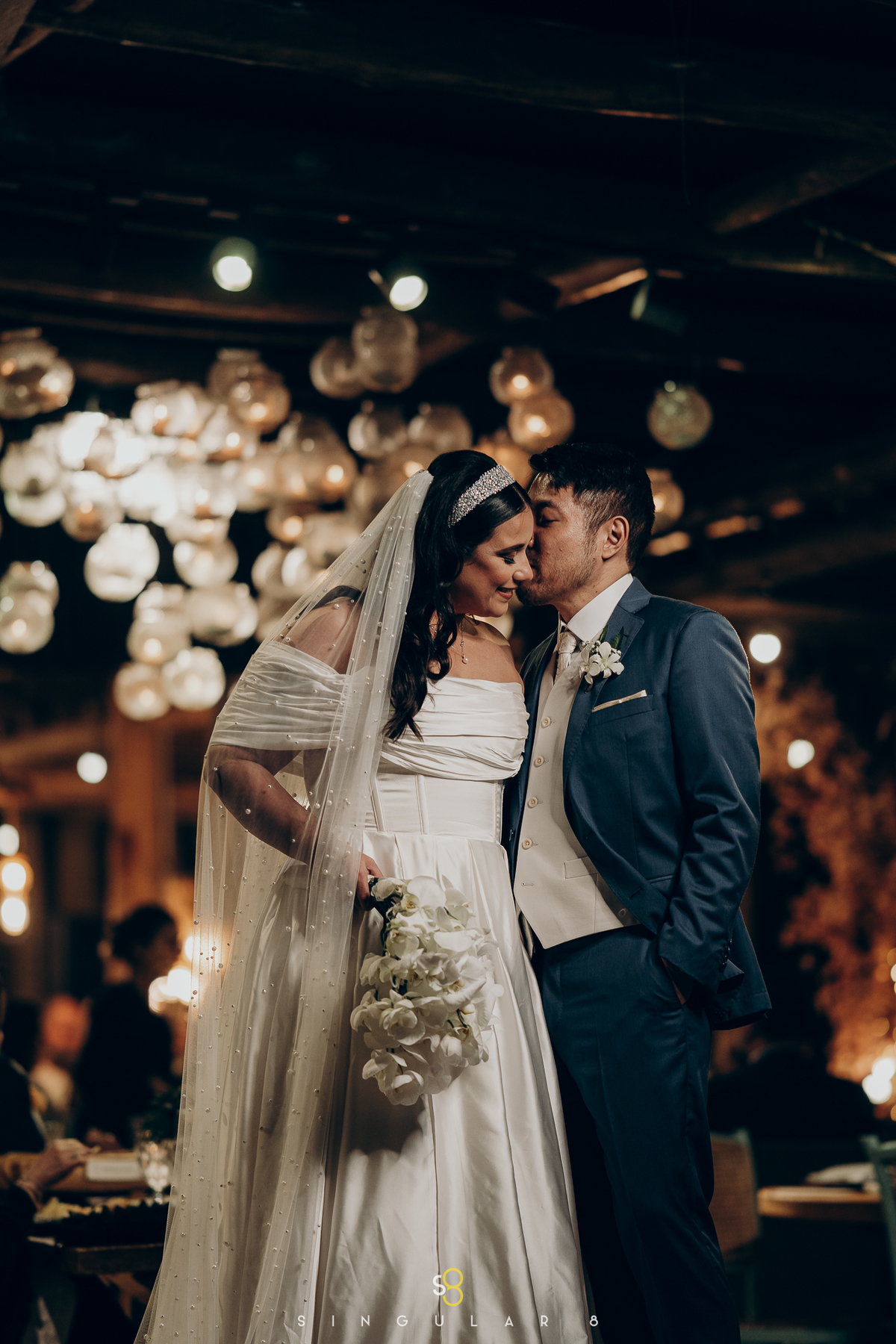 fotografia de casamento a noite  varal de luzes no rancho santa maria