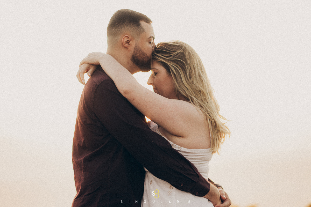 fotografia de ensaio pré casamento no nascer do sol guarulhos são paulo