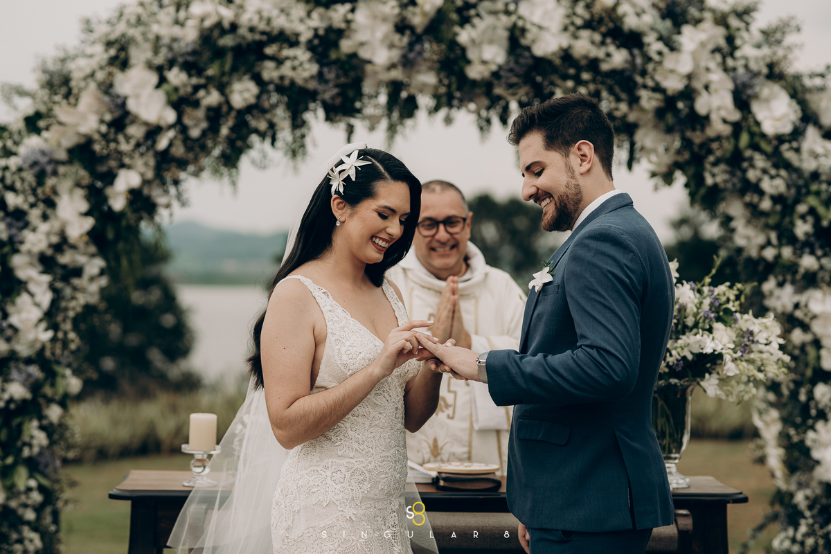 fotógrafo de cerimônia criativa e espontânea mogi das cruzes chez bisutti lake paradise