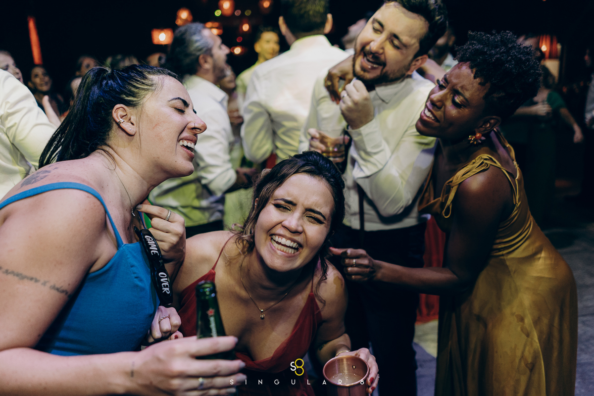 fotografia espontânea de festa de casamento chez bisutti lake paradise