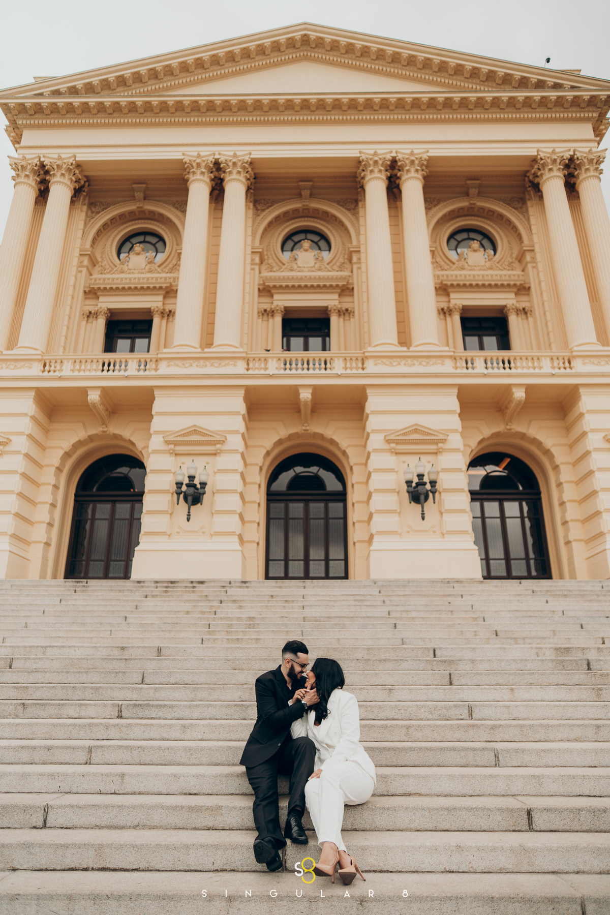 fotógrafo de ensaio pré wedding no museu do ipiranga parque da independência em São Paulo