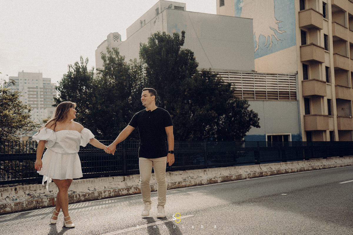 pré wedding no minhocão estilo urbano em são paulo nascer do sol