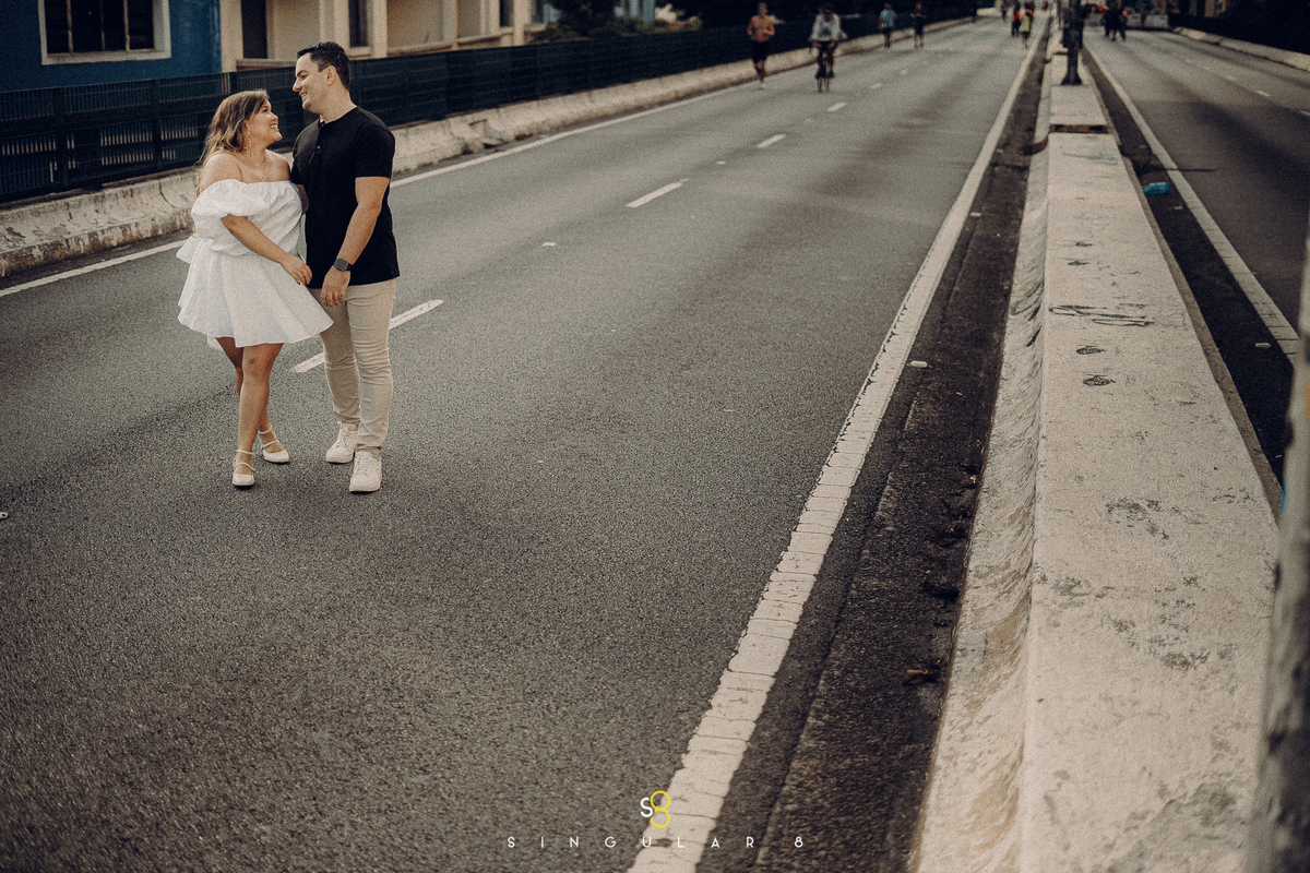 fotos de ensaio pré wedding no minhocão em são paulo