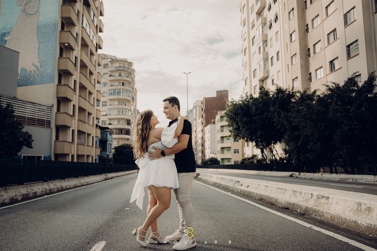 fotos de ensaio pré casamento no minhocão em são paulo