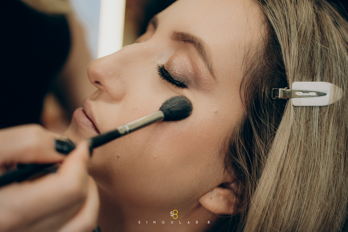 fotos de making of da noiva com madrinhas  Buffet Tulipas Villa Valentim