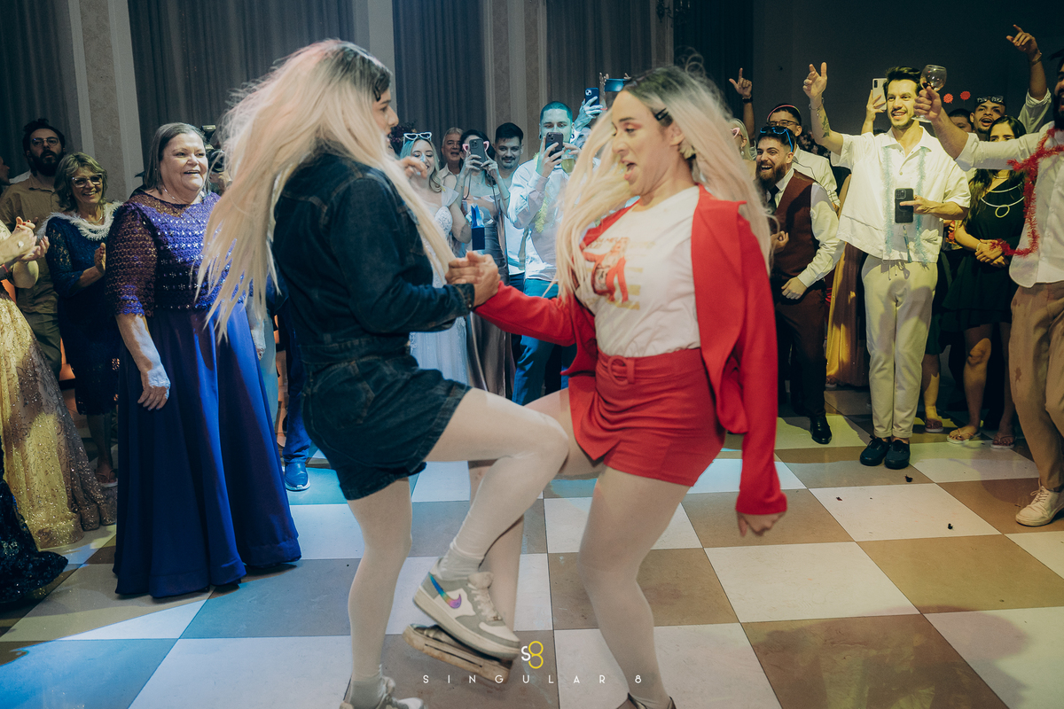 fotos de balada de casamento as branquelas brasileiras  Buffet Tulipas Villa Valentim