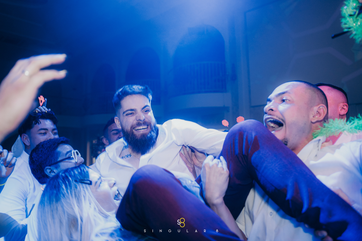 fotos de balada de casamento espontâneas  Buffet Tulipas Villa Valentim