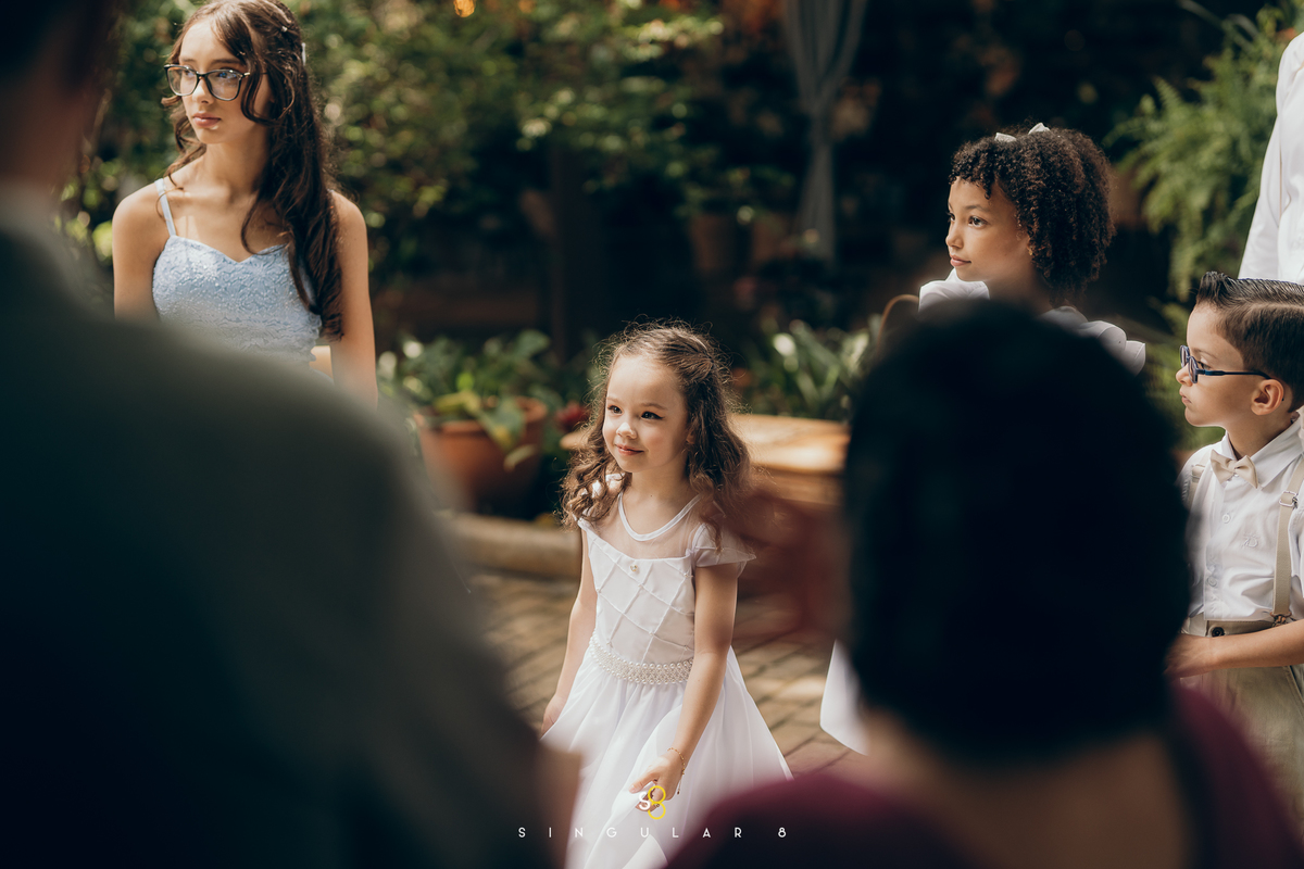 Casamento clássico ao ar livre no Rancho Santa Maria.