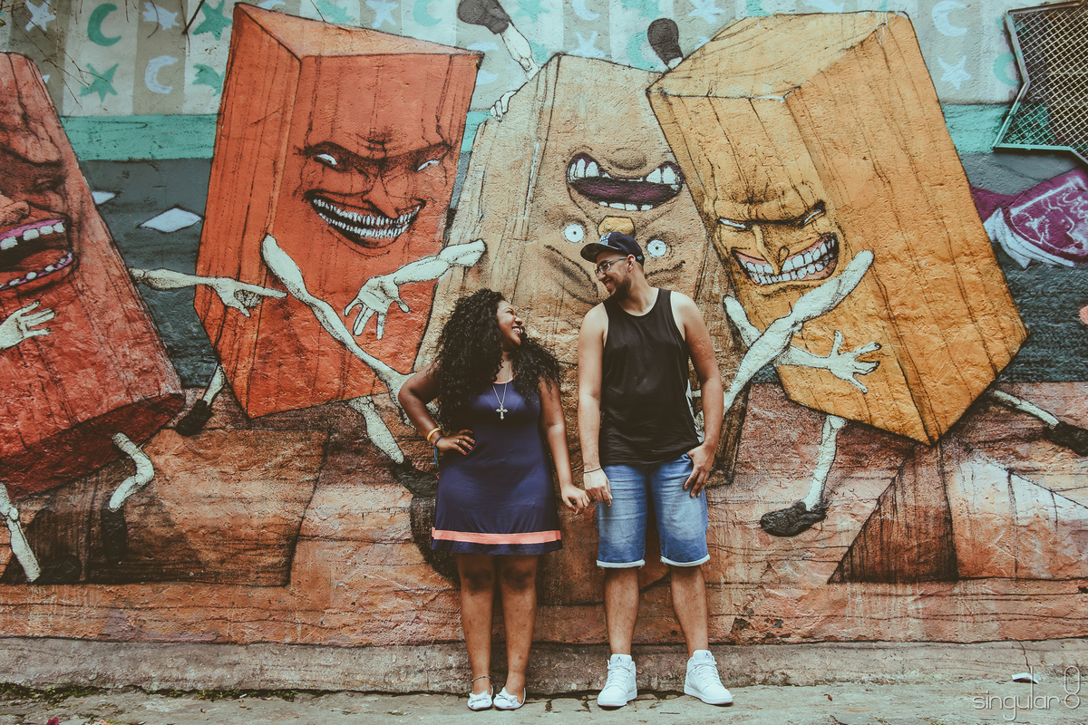 Ensaio pré casamento Xisto e Joana no Beco do Batman em São Paulo