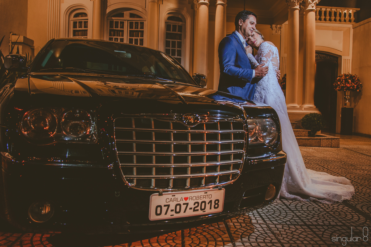 Carro da noiva com placa personalizada Buffet Finesse Pompeia