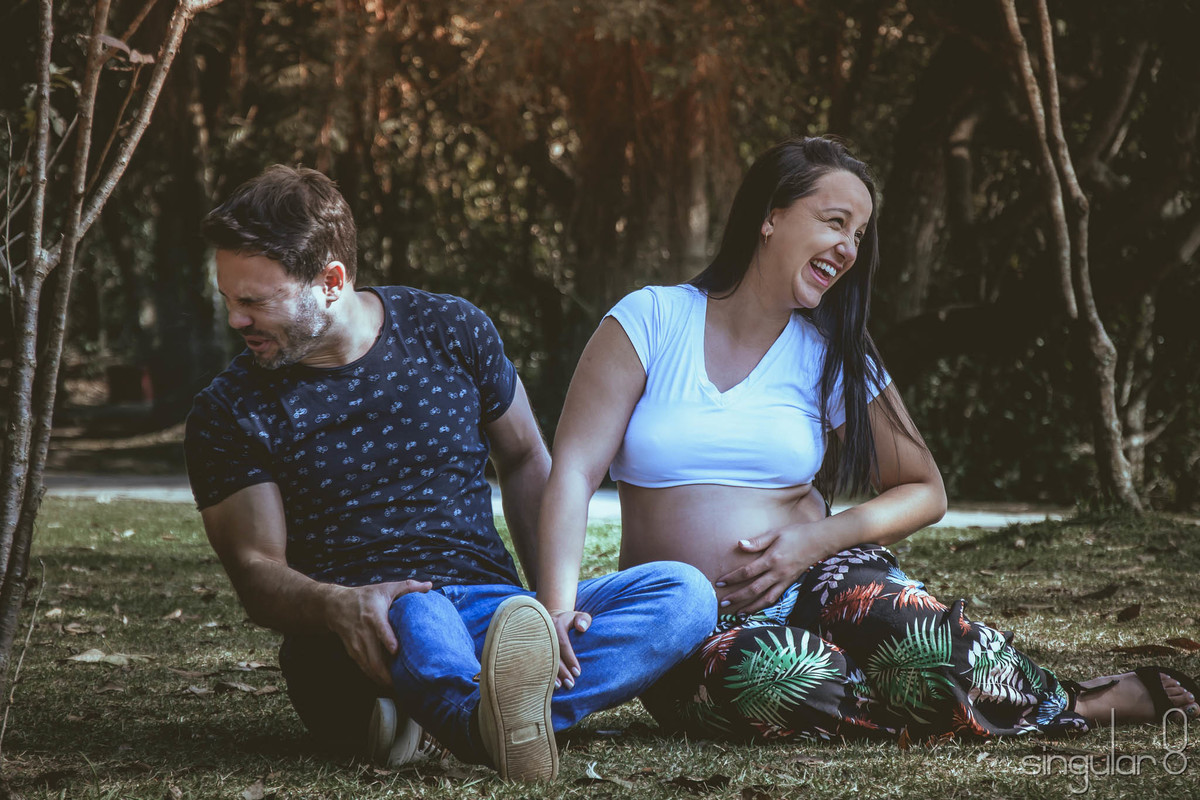 Fotografia espontânea de gestante no Parque Centenário