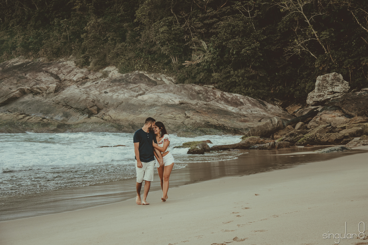 ensaio pré casamento na praia de santiago litoral norte