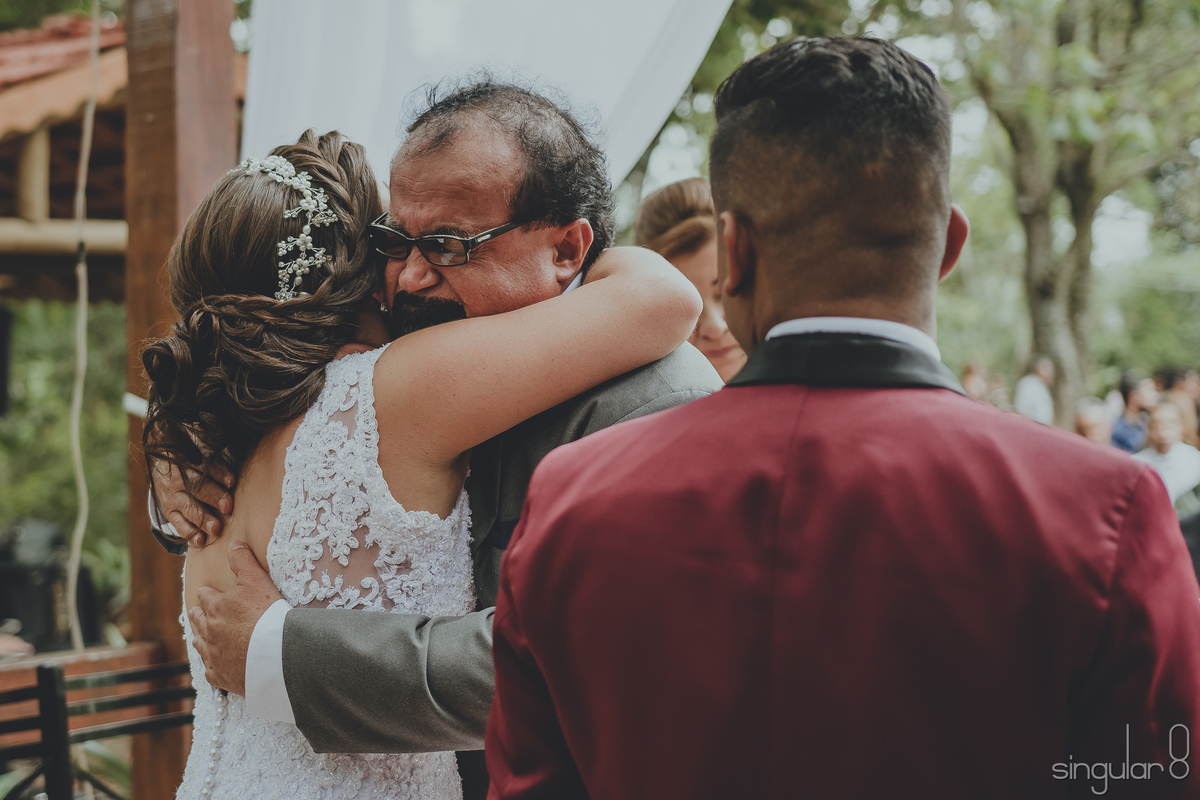 Cumprimento dos pais nos casais no sítio della torre
