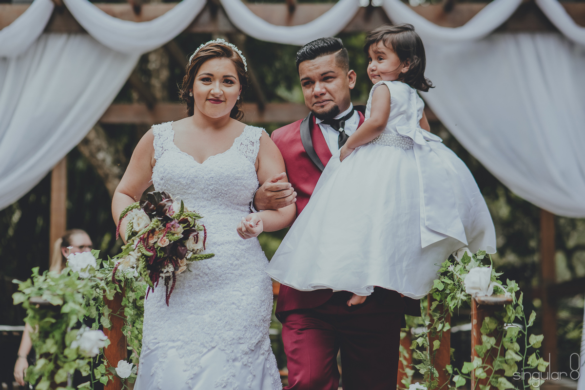 Fotografia de casamento com a filha dos noivos