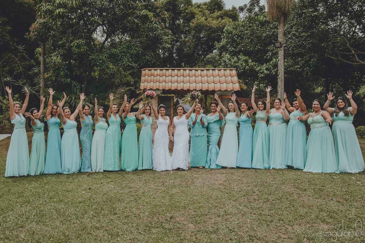 Madrinhas de tifanny em casamento de dia em Mairiporã Sítio della Torre
