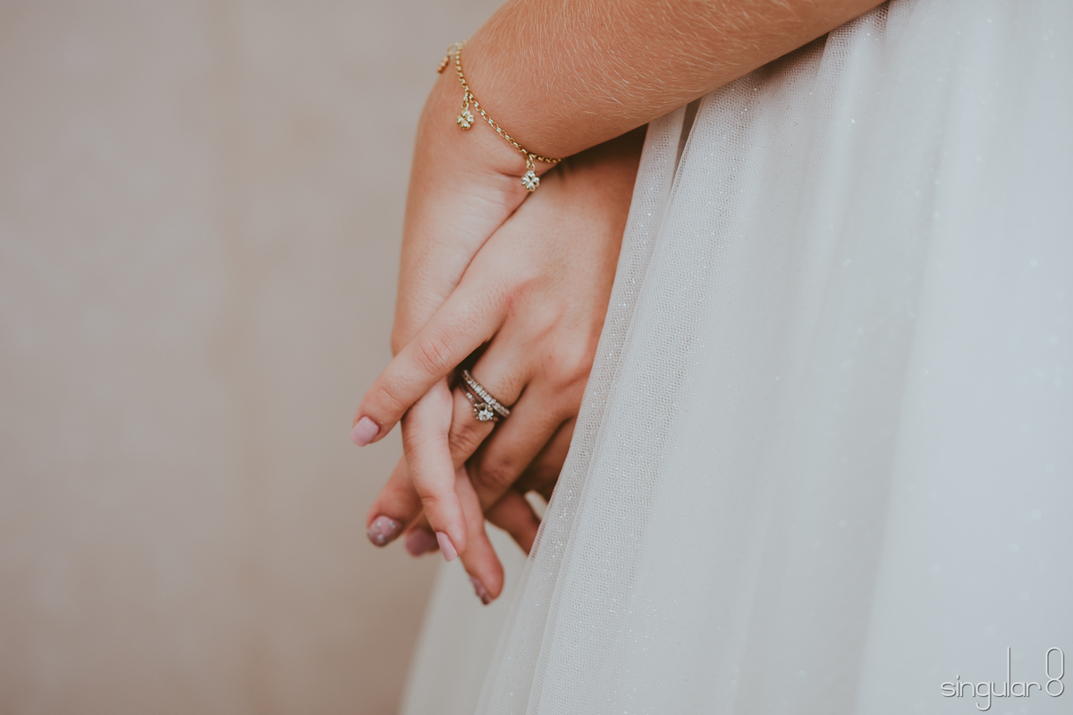 fotografia do anel da noiva que a avó deu para ela