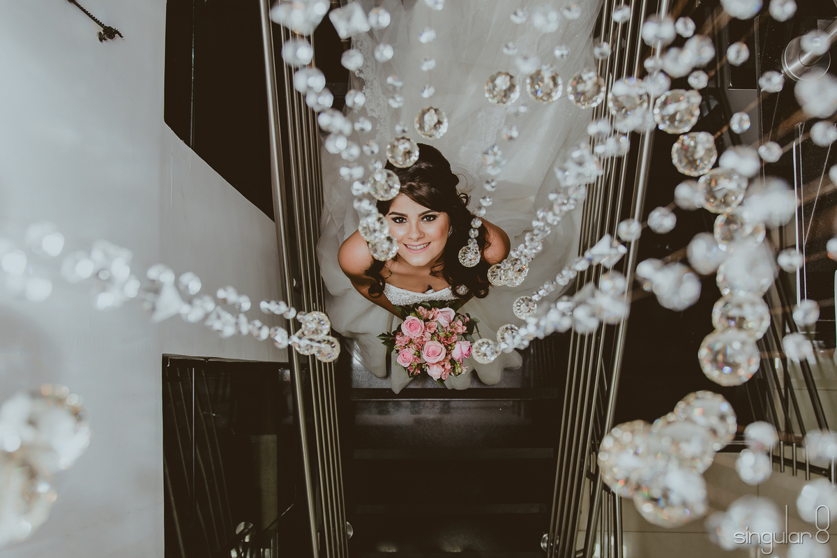 fotografia de noiva nos lustes do studio f