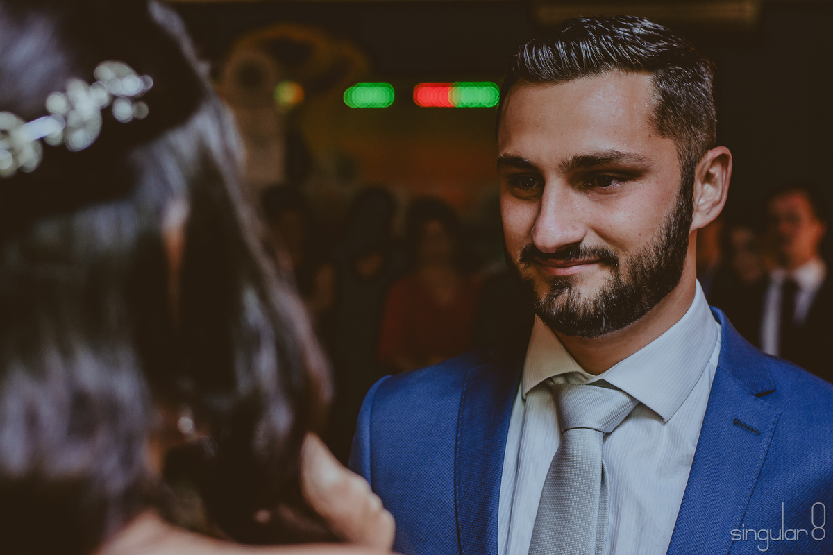 fotografia do olhar do noivo em cerimônia de casamento no tatuape
