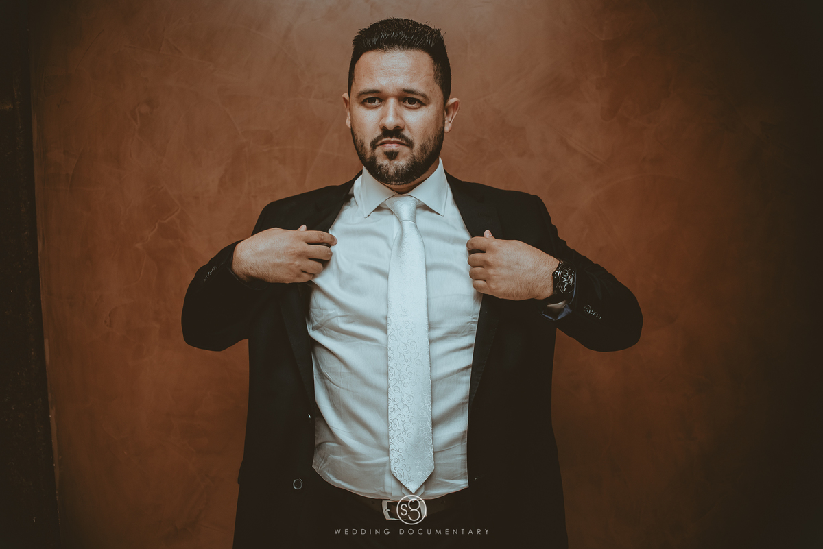 fotografia do making of do noivo em casamento na Mansão Arabesque