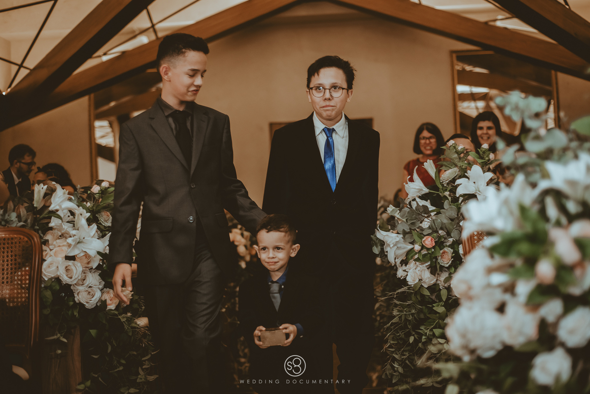 Fotografia de pajens em casamento na Mansão Arabesque
