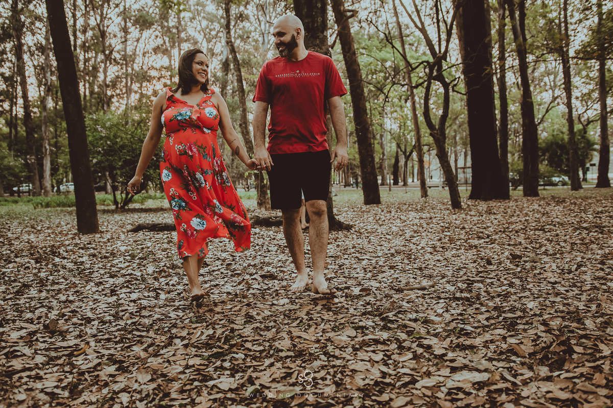 fotografia de casal no parque ibirapuera em são paulo