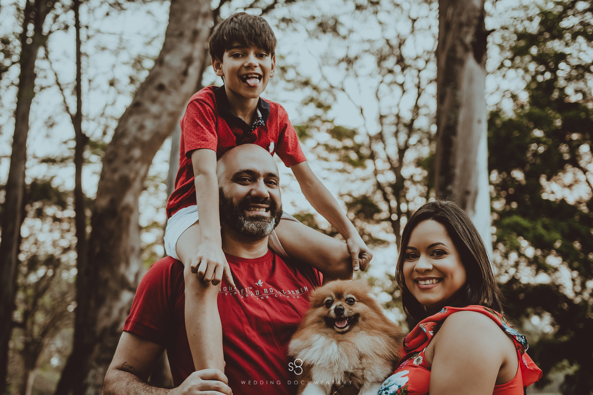 Ensaio fotografico criativo e diferente de família no Parque Ibirapuera