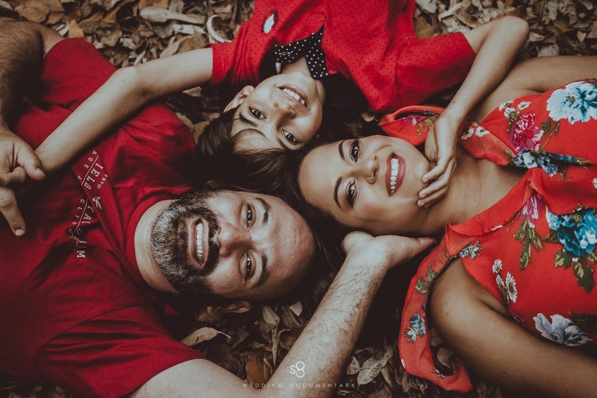 Fotos de família espontâneas em local externo