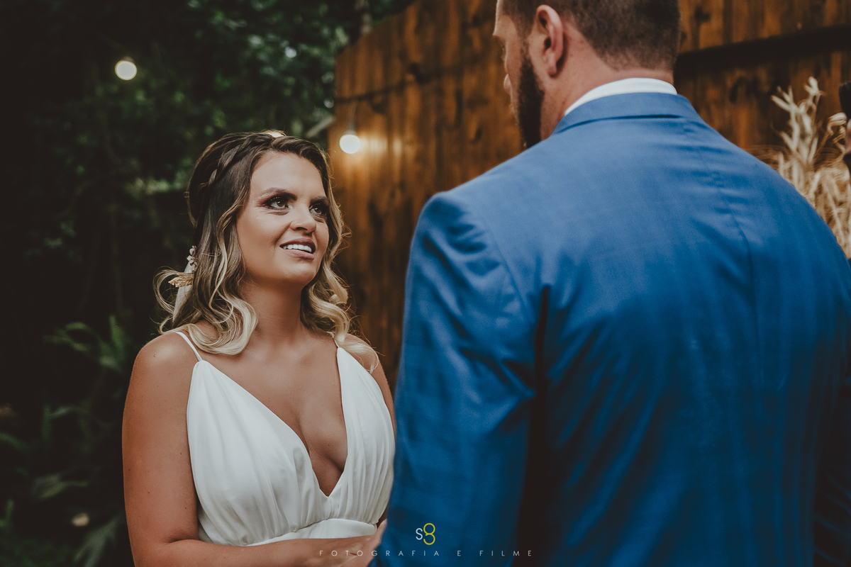 Fotografia de casamento na hora dos votos do elopment wedding na Pandemia