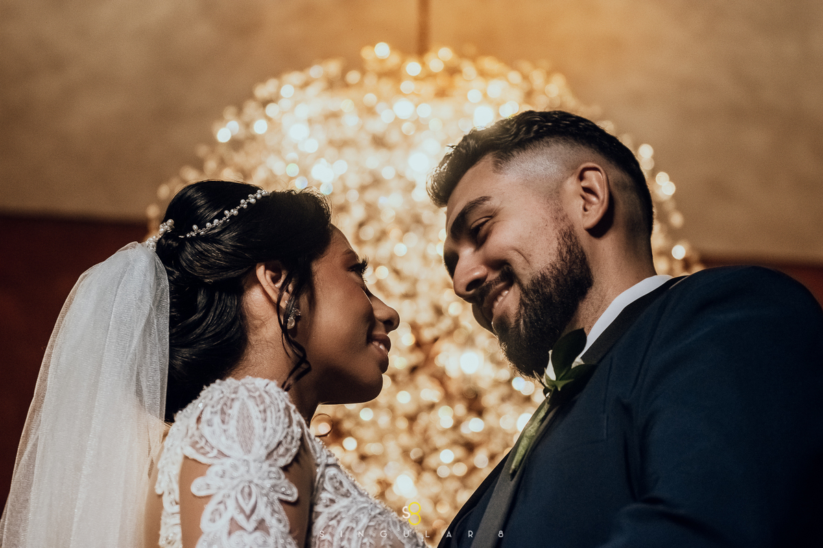 Fotografia de casal na mansão arya no evento perfeito