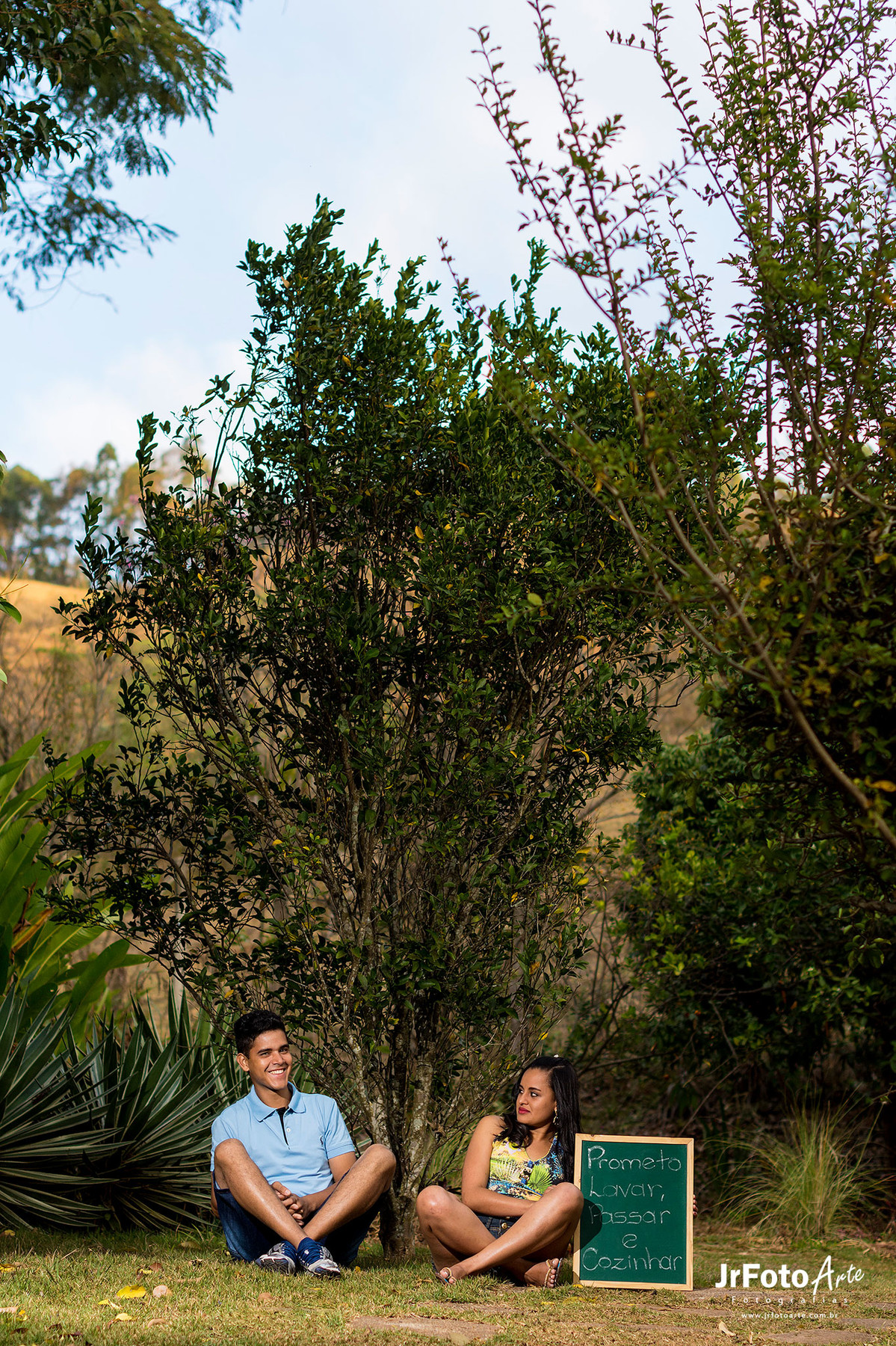 pre-casamento-de-lucimara-e-robert-local-pesque-e-pague-recanto-da-serra-jrfotoarte-fotografo-de-casamento-itabira-mg
