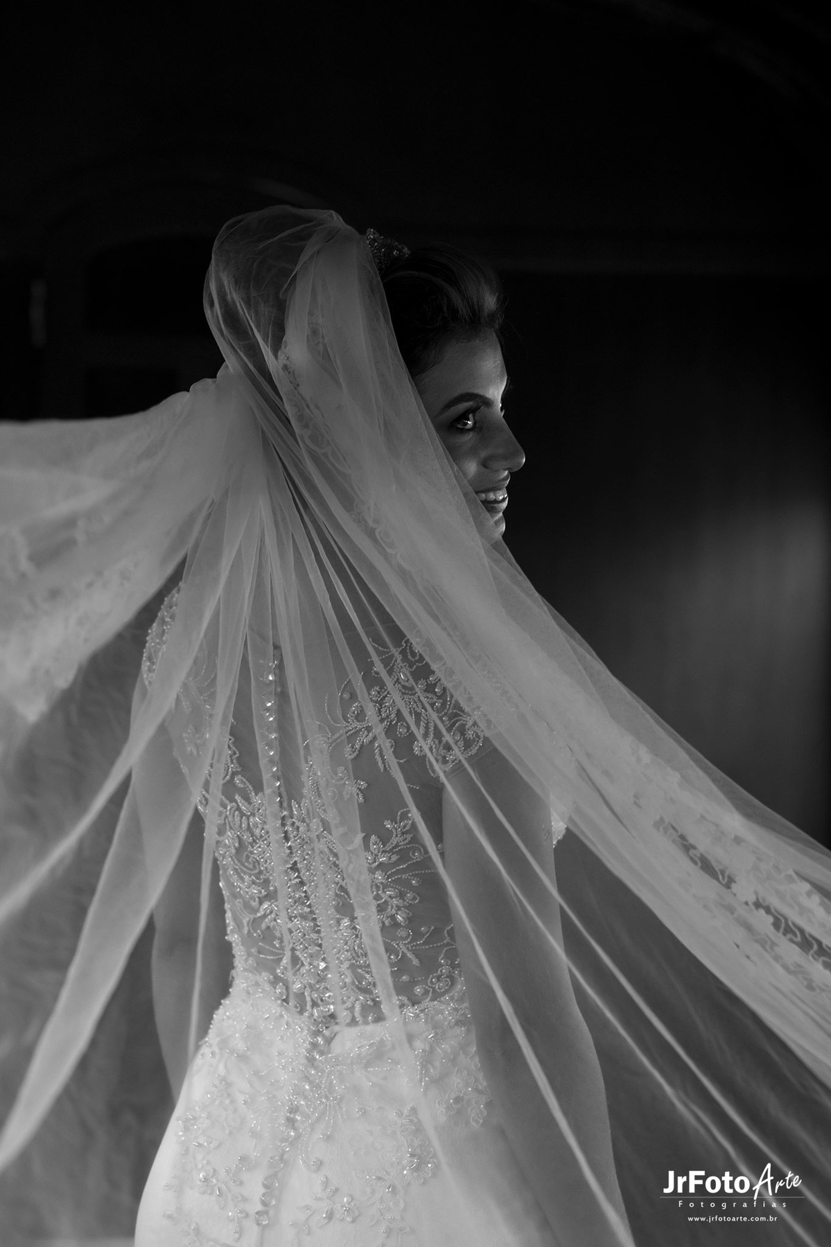 pos-casamento-de-viviane-e-jefferson-Hotel-floresta-mágica-santa-luzia-mg-jrfotoarte-fotografo-de-casamento-itabira-mg