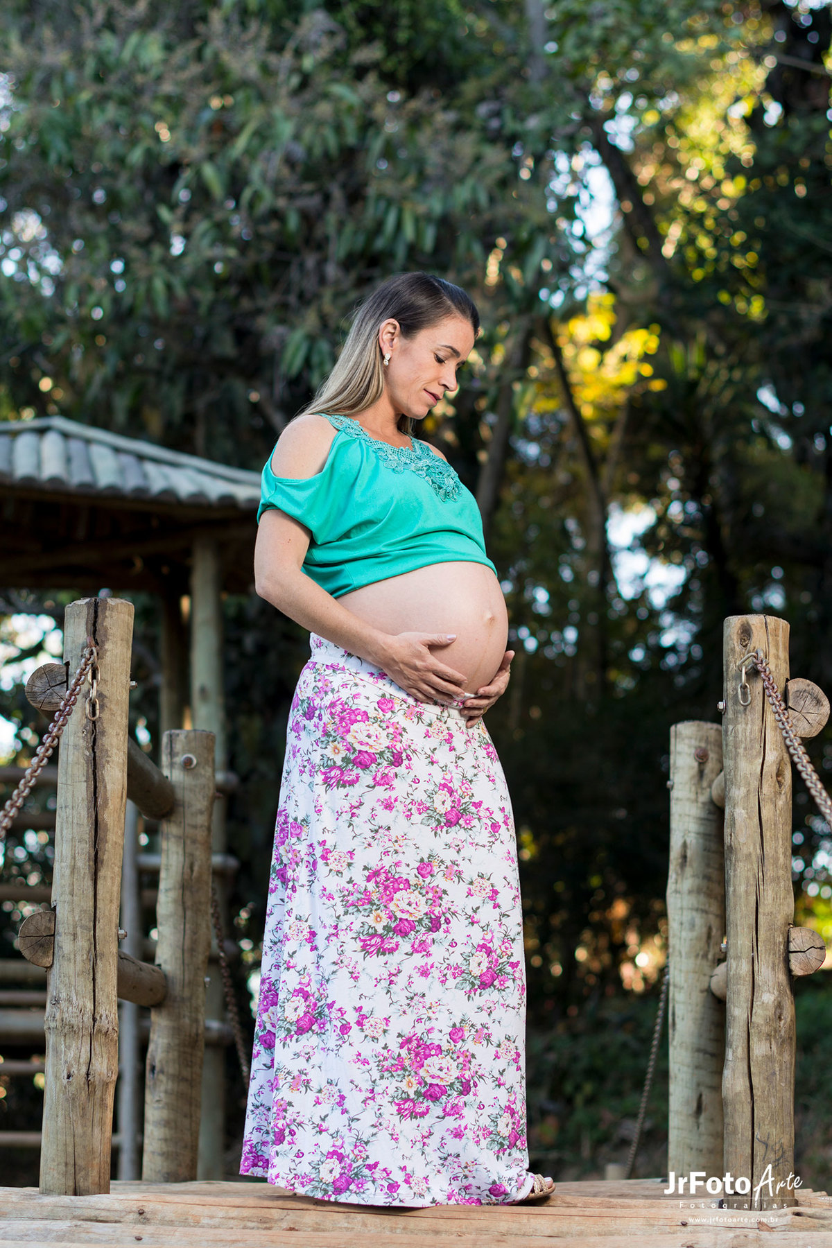 ensaio-gestante-renata-britto-e-eduardo-e-guilherme-local-estudio-jrfotoarte-retouch-fotografo-de-casamento-itabira-mg