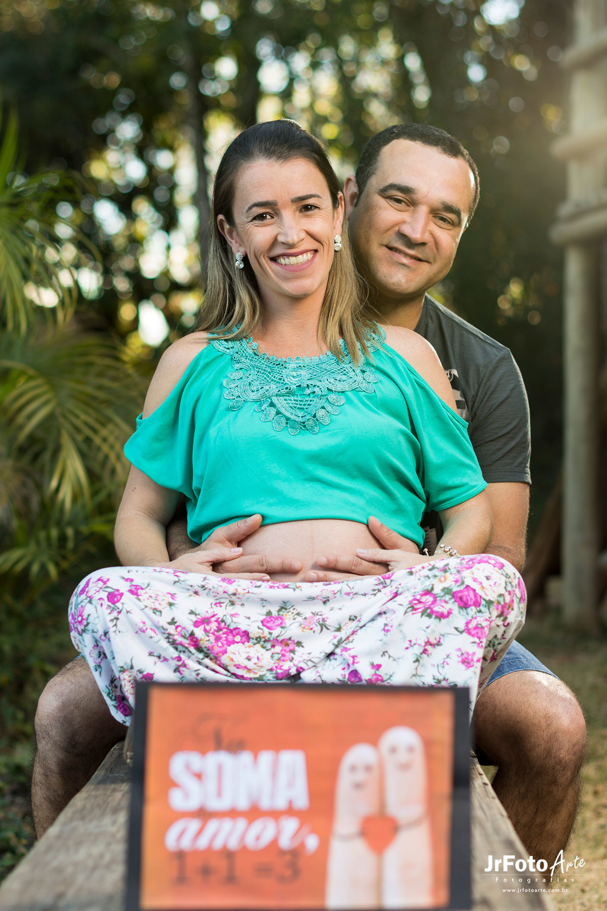 ensaio-gestante-renata-britto-e-eduardo-e-guilherme-local-estudio-jrfotoarte-retouch-fotografo-de-casamento-itabira-mg