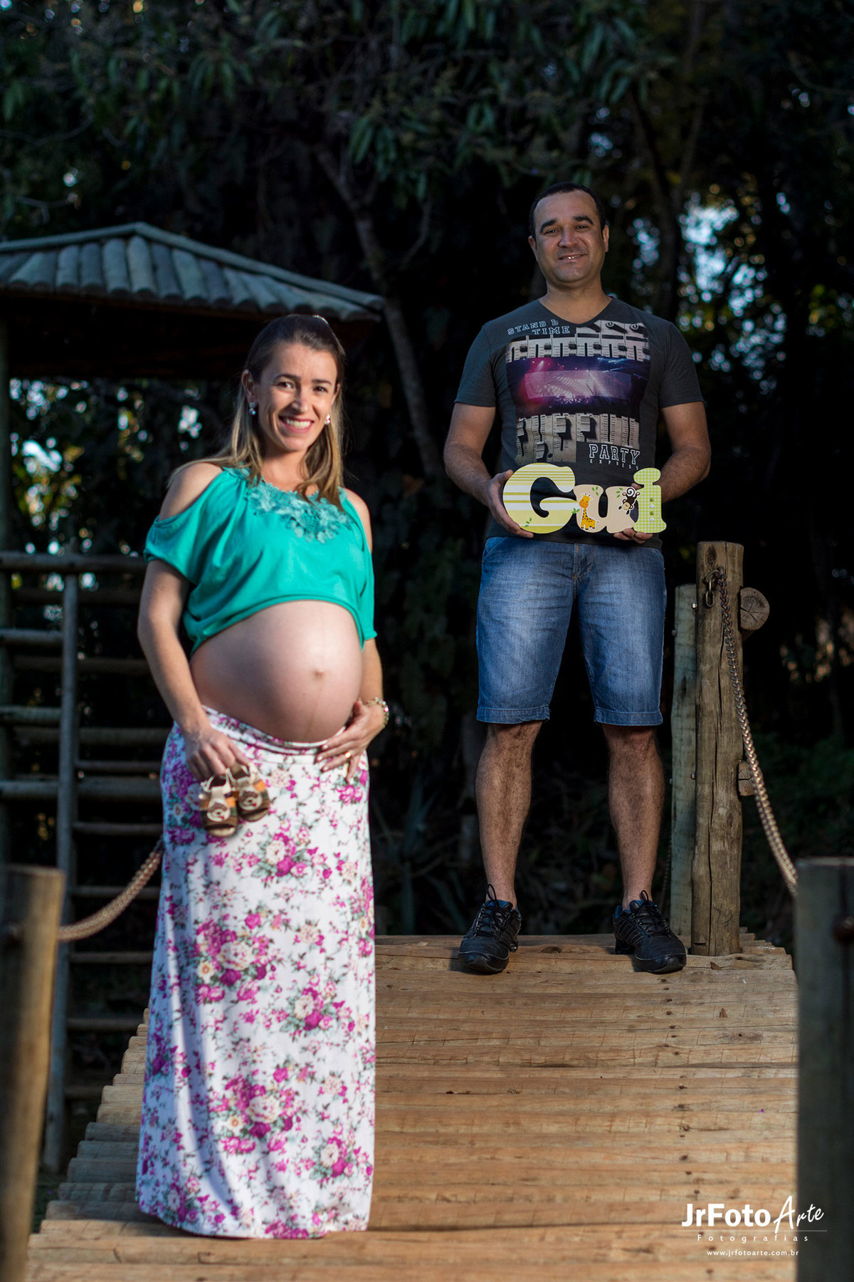 ensaio-gestante-renata-britto-e-eduardo-e-guilherme-local-estudio-jrfotoarte-retouch-fotografo-de-casamento-itabira-mg