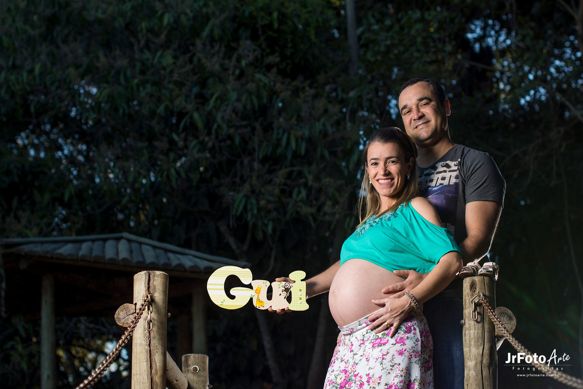 ensaio-gestante-renata-britto-e-eduardo-e-guilherme-local-estudio-jrfotoarte-retouch-fotografo-de-casamento-itabira-mg