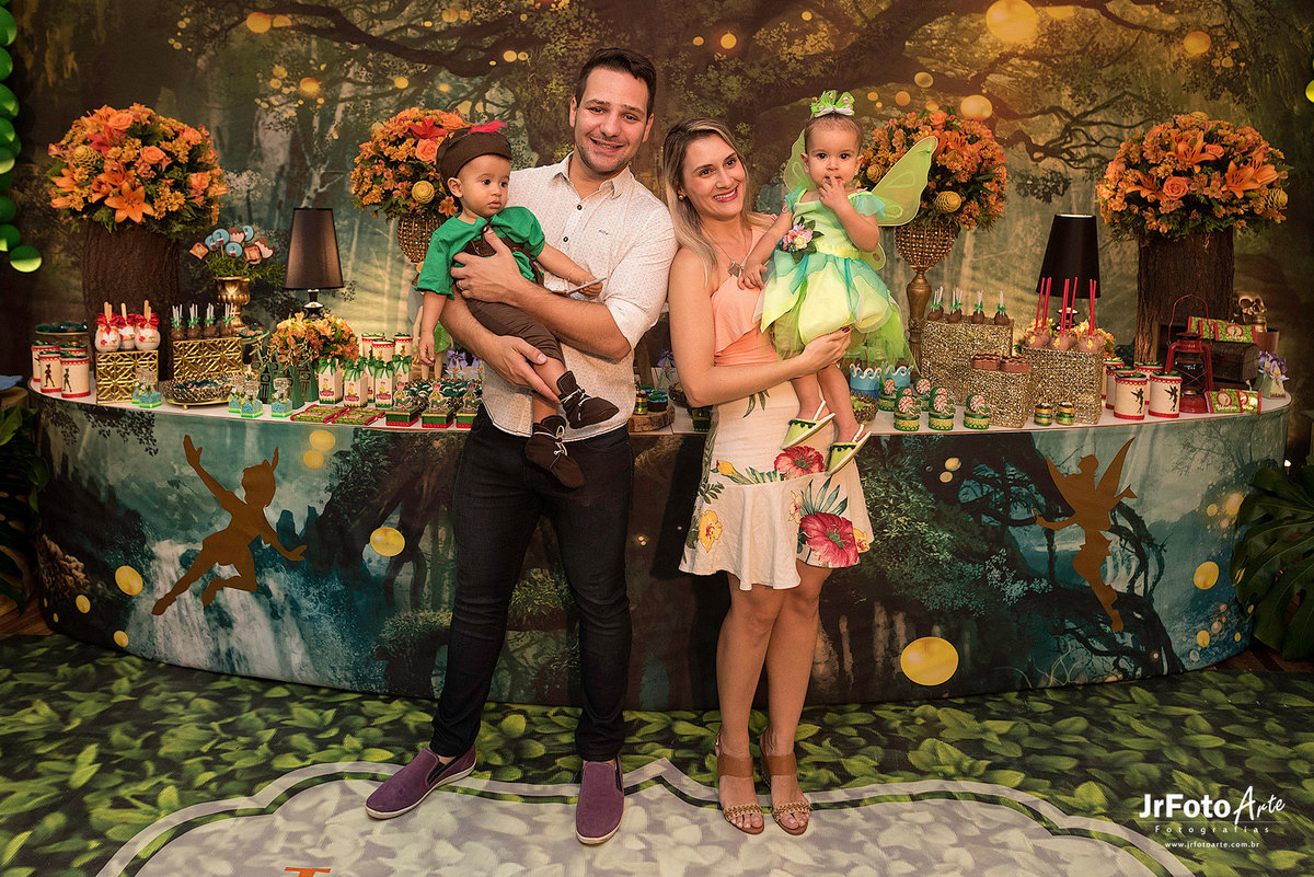 aniversario-lourenzo-e-valentina-festa-infantil-peter-pan-e-fada-sininho-espaco-castelo-fotografo-jrfotoarte-decoracao-Dora-Personalizados
