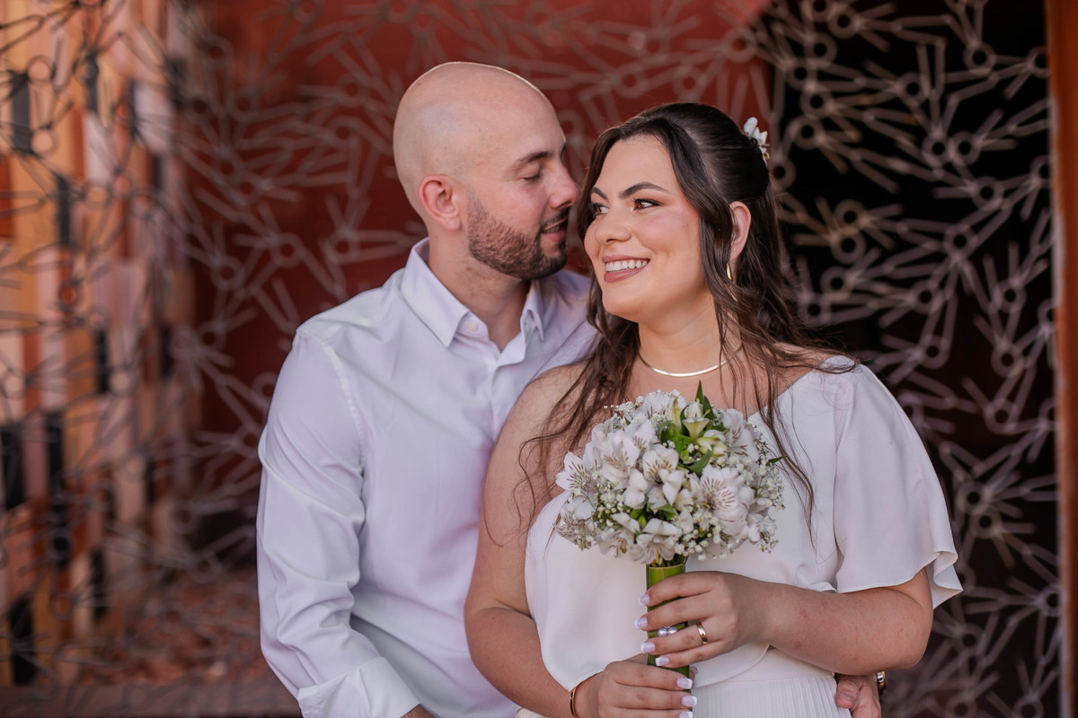 Casamento civil aracuai renata penteado nataly maquiagem make up praça do coreto ensaio de casamento de dia